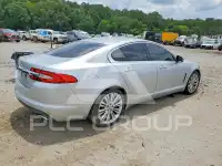2012 Jaguar XF фото