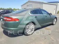 2012 Jaguar XF фото