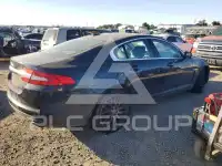 2012 Jaguar XF фото