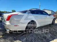 2012 Jaguar XJ photo