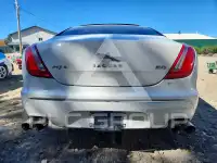 2012 Jaguar XJ photo