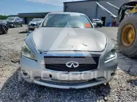 2012 Infinity M56 photo