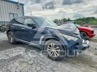 2012 Infinity FX35 photo