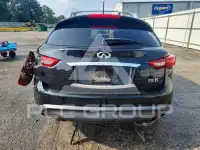 2012 Infinity FX35 photo