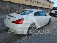 2012 Infinity G37 photo