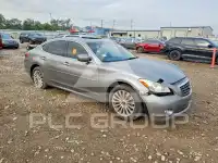 2012 Infinity M37 photo