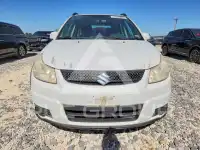 2012 Suzuki SX4 photo