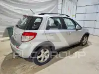 2012 Suzuki SX4 photo