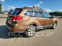 2012 Subaru Outback photo