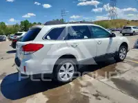 2012 Subaru Outback photo