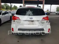 2012 Subaru Outback photo