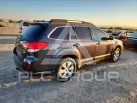 2012 Subaru Outback photo