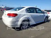 2012 Subaru Legacy фото