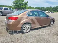2012 Subaru Legacy фото