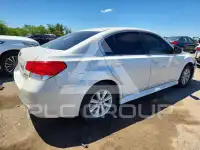 2012 Subaru Legacy фото