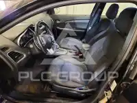 2012 Dodge AVENGER photo