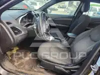 2012 Dodge AVENGER photo