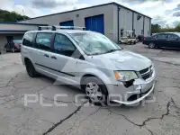 2012 Dodge CARAVAN фото