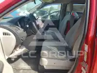 2012 Dodge CARAVAN фото