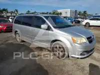 2012 Dodge CARAVAN фото