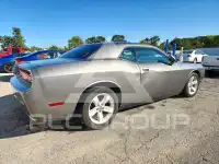 2012 Dodge CHALLENGER фото