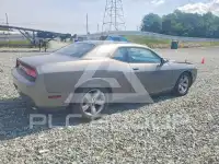 2012 Dodge CHALLENGER фото