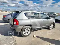 2012 Jeep COMPASS фото