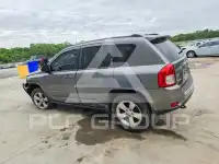 2012 Jeep COMPASS photo