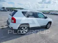 2012 Jeep COMPASS photo