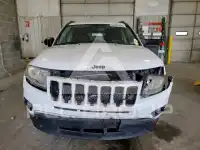 2012 Jeep COMPASS photo
