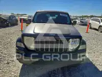 2012 Jeep LIBERTY фото