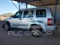 2012 Jeep LIBERTY фото