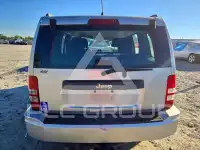 2012 Jeep LIBERTY фото