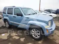 2012 Jeep LIBERTY фото