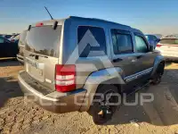 2012 Jeep LIBERTY фото