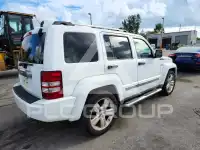 2012 Jeep LIBERTY фото