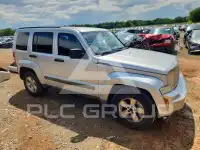 2012 Jeep LIBERTY фото