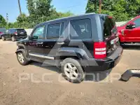 2012 Jeep LIBERTY фото