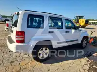 2012 Jeep LIBERTY фото