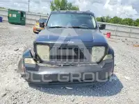 2012 Jeep LIBERTY фото