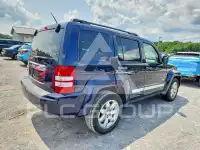 2012 Jeep LIBERTY фото