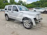 2012 Jeep LIBERTY photo
