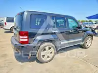 2012 Jeep LIBERTY фото
