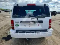 2012 Jeep LIBERTY фото