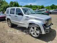 2012 Jeep LIBERTY photo