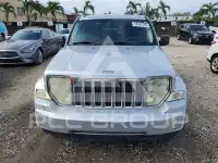 2012 Jeep LIBERTY фото