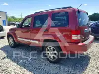 2012 Jeep LIBERTY фото