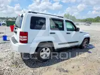 2012 Jeep LIBERTY photo