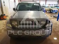 2012 Jeep LIBERTY фото