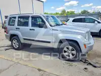 2012 Jeep LIBERTY photo